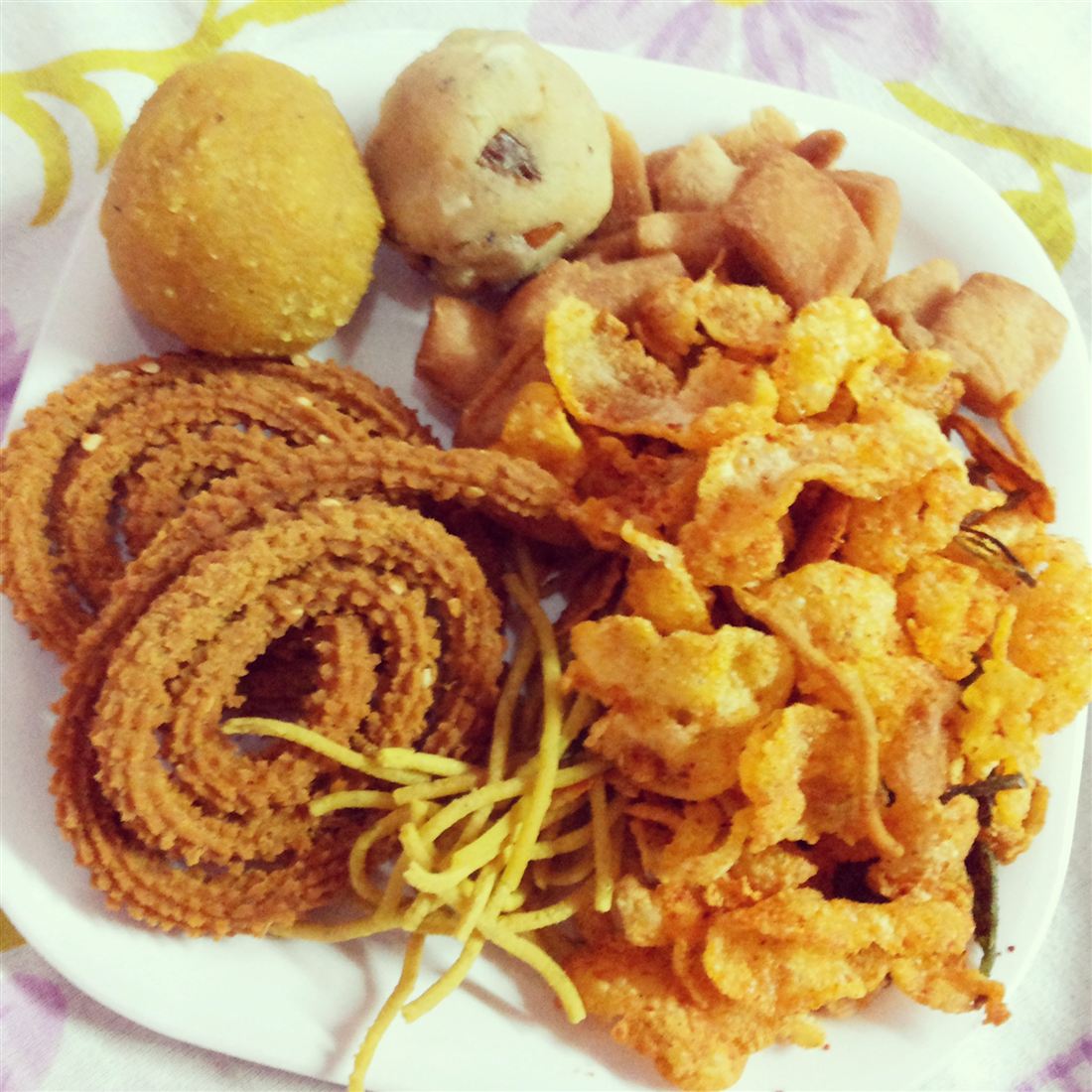 Traditional Snacks Box